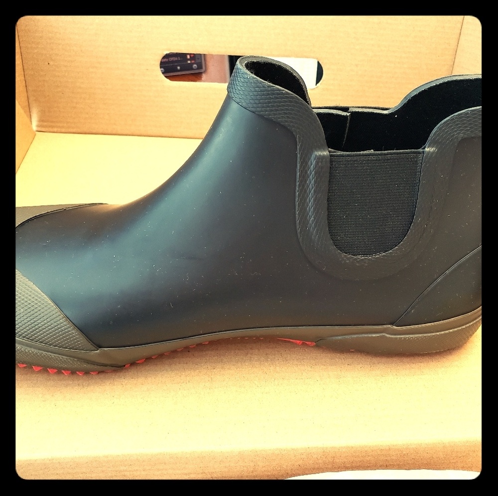 Black Rainwell Ankle Rain Boots Size US 10